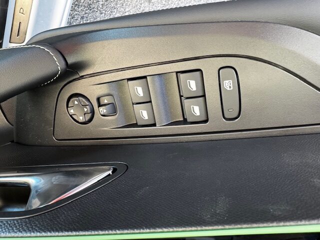 Peugeot 2008 GT Pack – KM ZERO