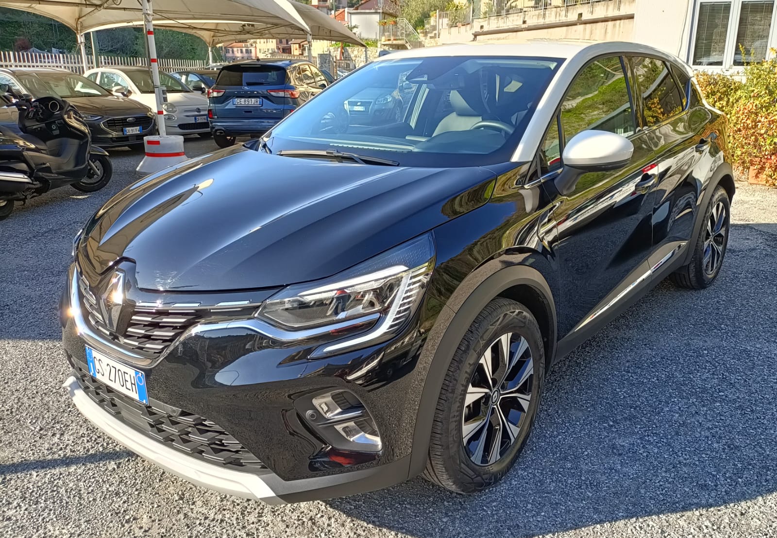 Renault Captur – FULL HYBRID