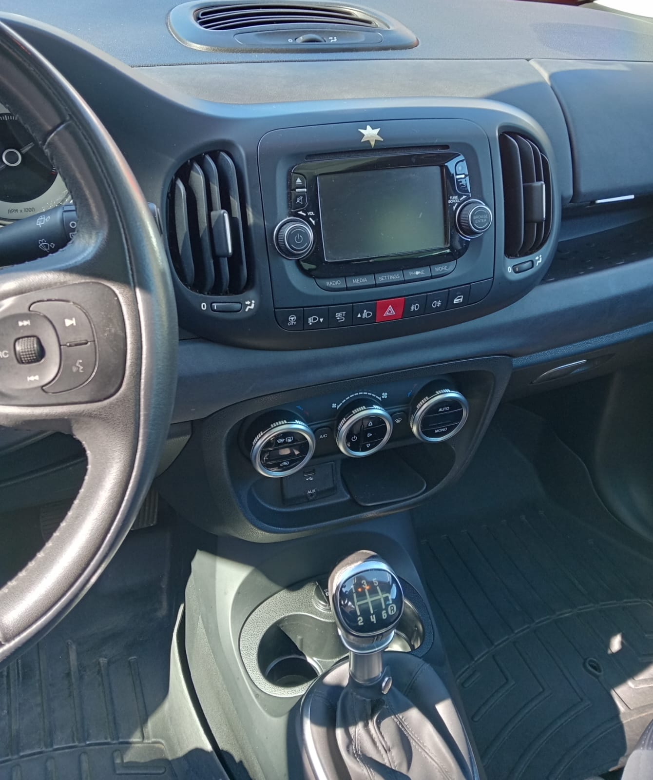 500 L 1.4 LOUNGE 95 CV