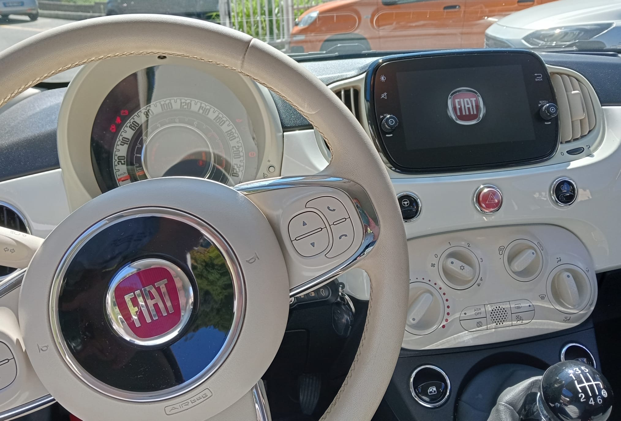 Fiat 500 Lounge Hybrid