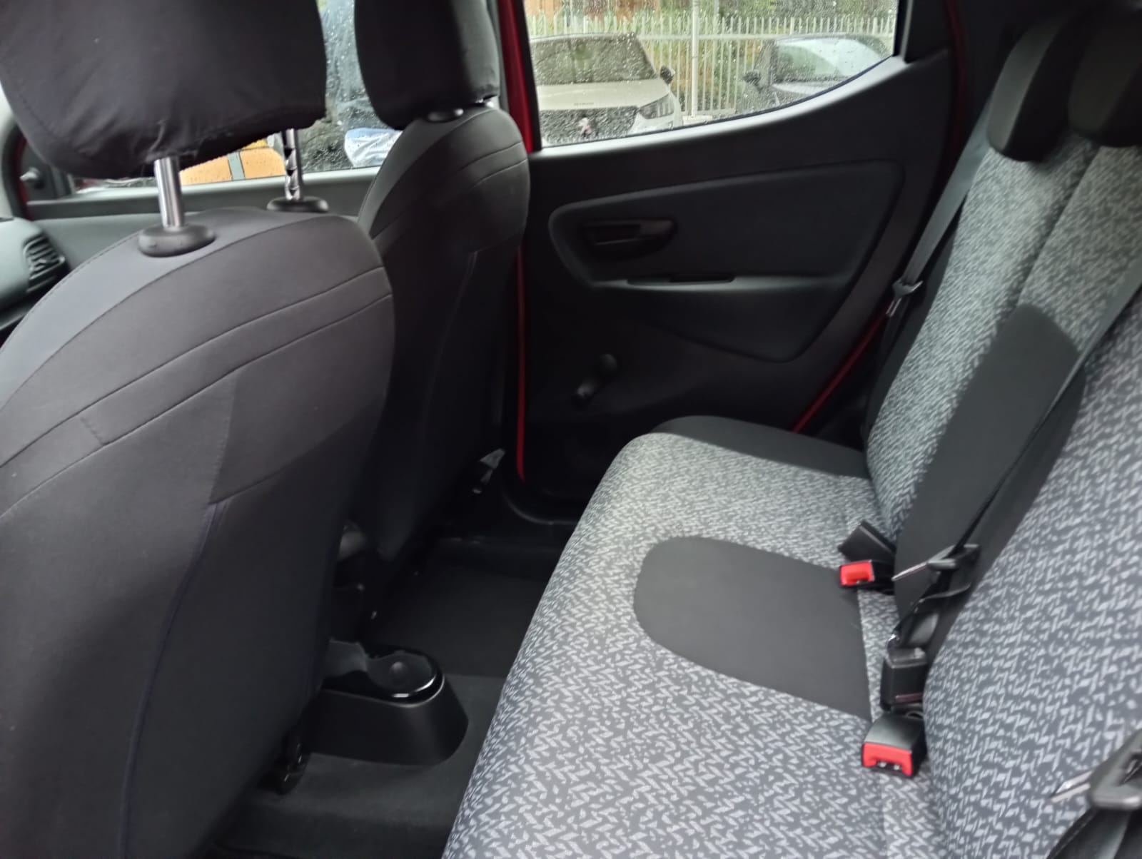 LANCIA YPSILON HYBRID SILVER 1.0