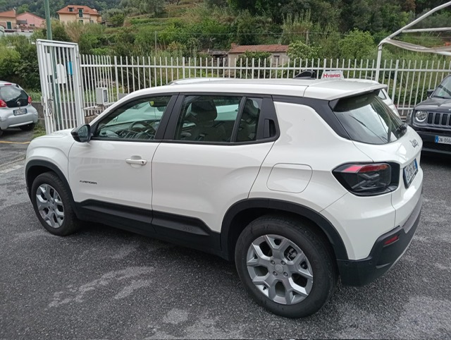 JEEP AVENGER 1.2 TURBO 100CV MHEV LIMITED ALTITUDE