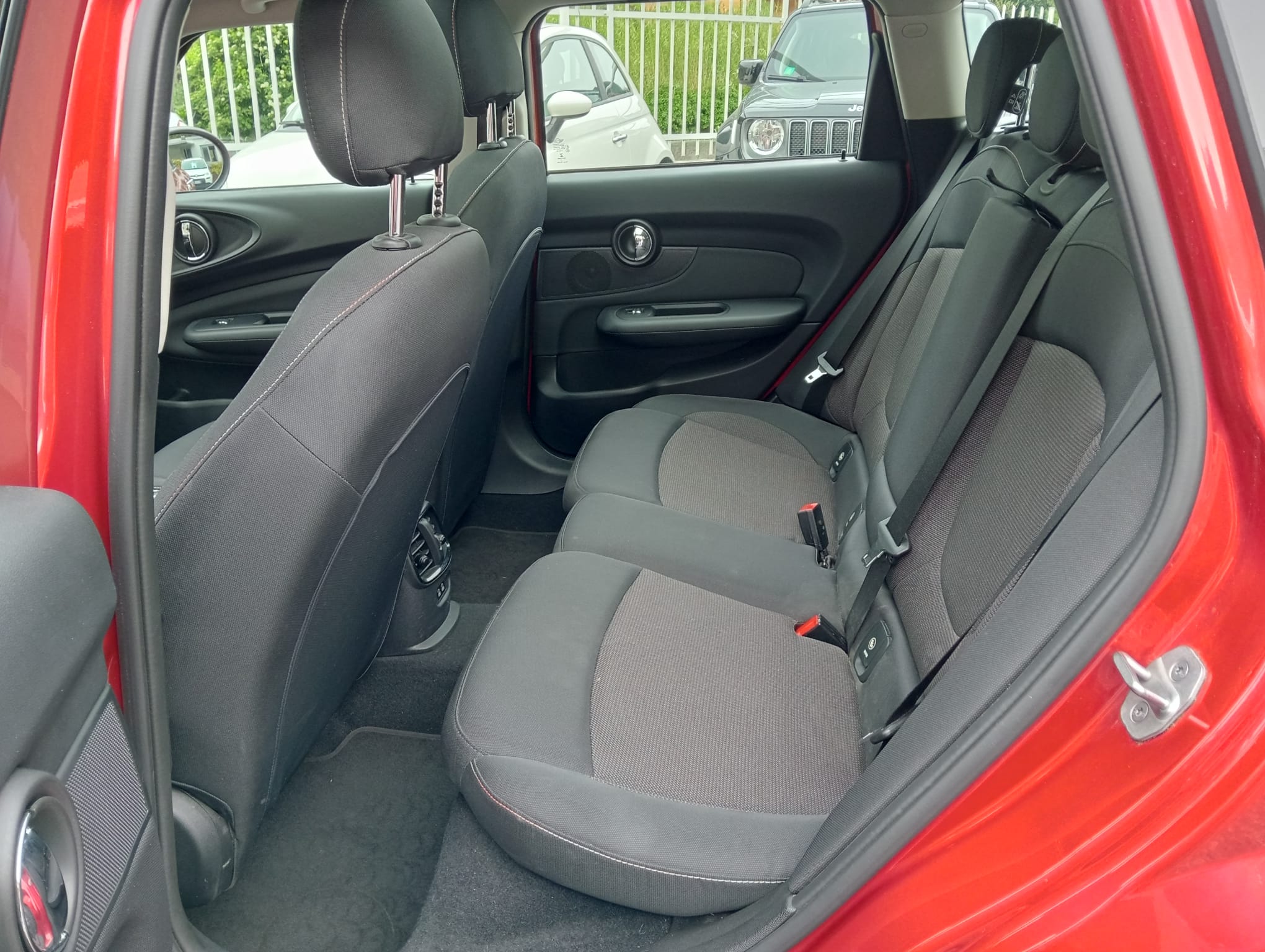 MINI COOPER 1.5 BUSINESS CLUBMAN