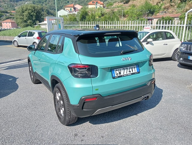 JEEP AVENGER 1.2 TURBO HYBRID 100 CV MHEV LONGITUDE BICOLOR