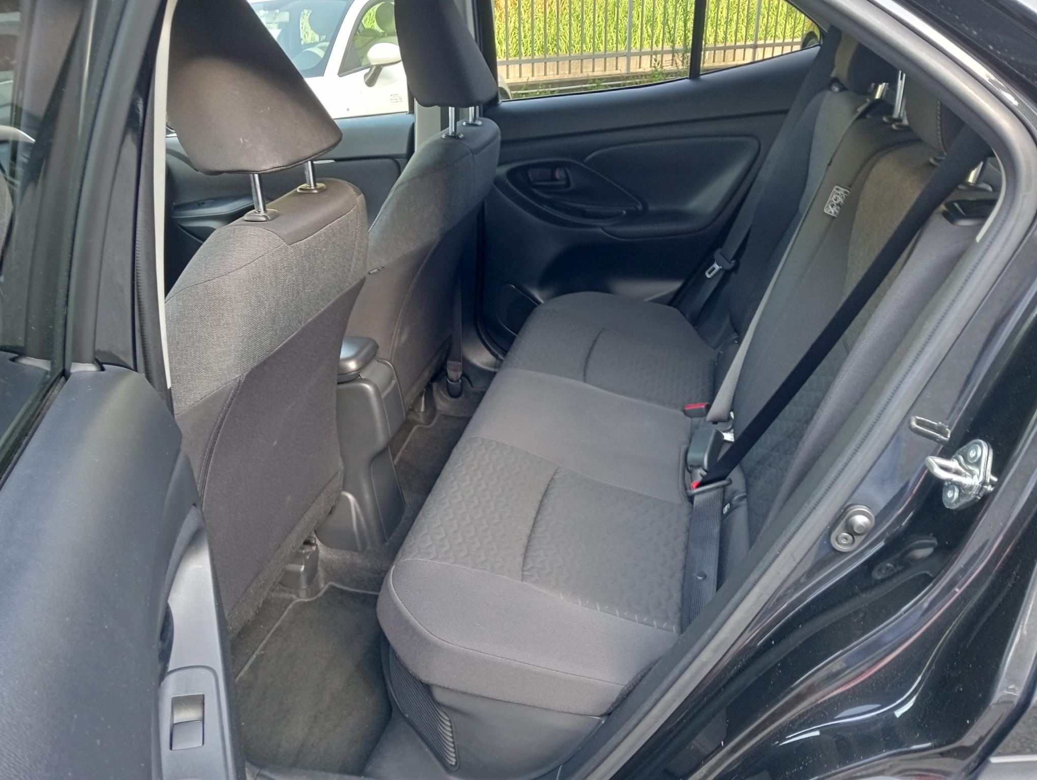 TOYOTA YARIS CROSS 1.5 HYBRID E.CVT BUSINESS