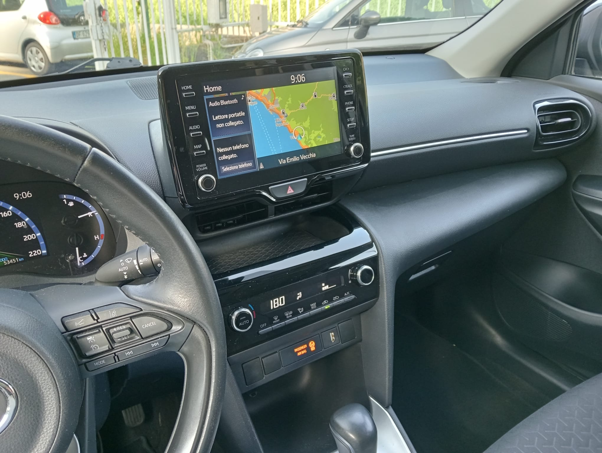 TOYOTA YARIS CROSS 1.5 HYBRID E.CVT BUSINESS