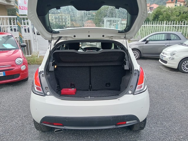 LANCIA YPSILON 1.0 FIREFLY HYBRID S&S GOLD