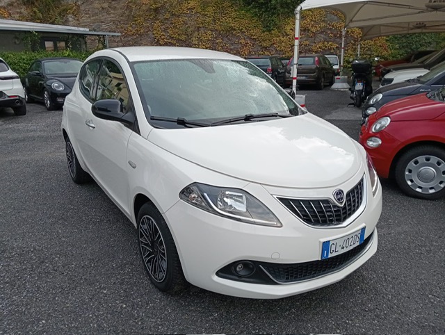 LANCIA YPSILON 1.0 FIREFLY HYBRID S&S GOLD